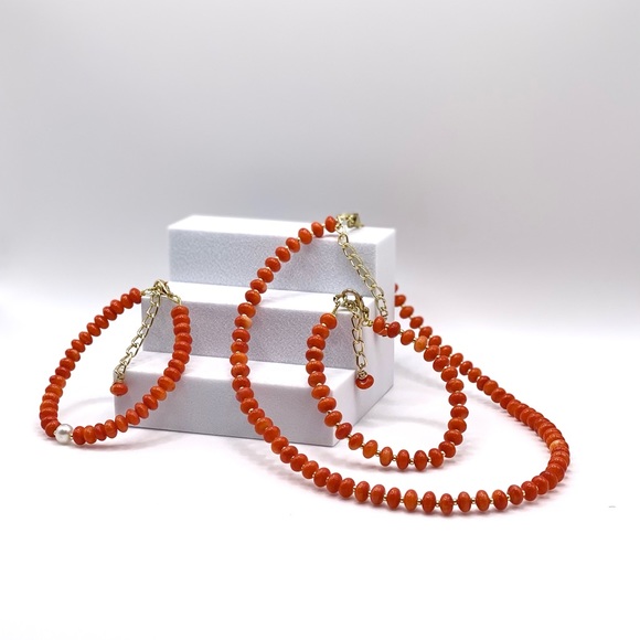 Coral Gemstone Necklace/Choker - Picture 7 of 8